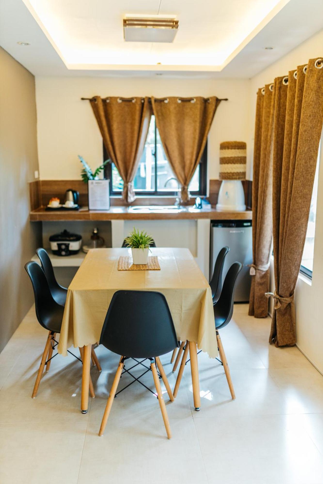 Spacio Caliraya Bed & Breakfast Lumban Ngoại thất bức ảnh