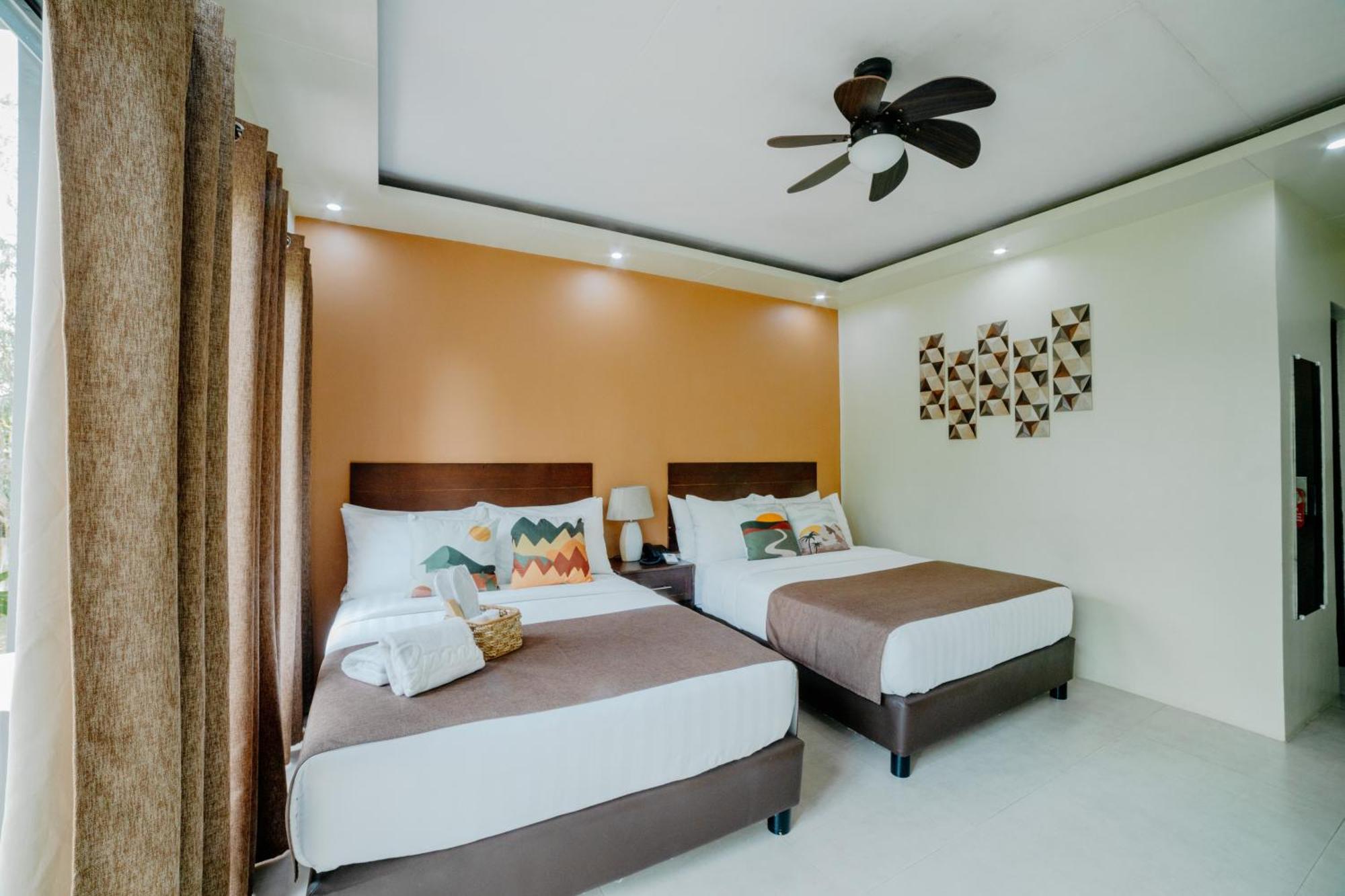 Spacio Caliraya Bed & Breakfast Lumban Ngoại thất bức ảnh