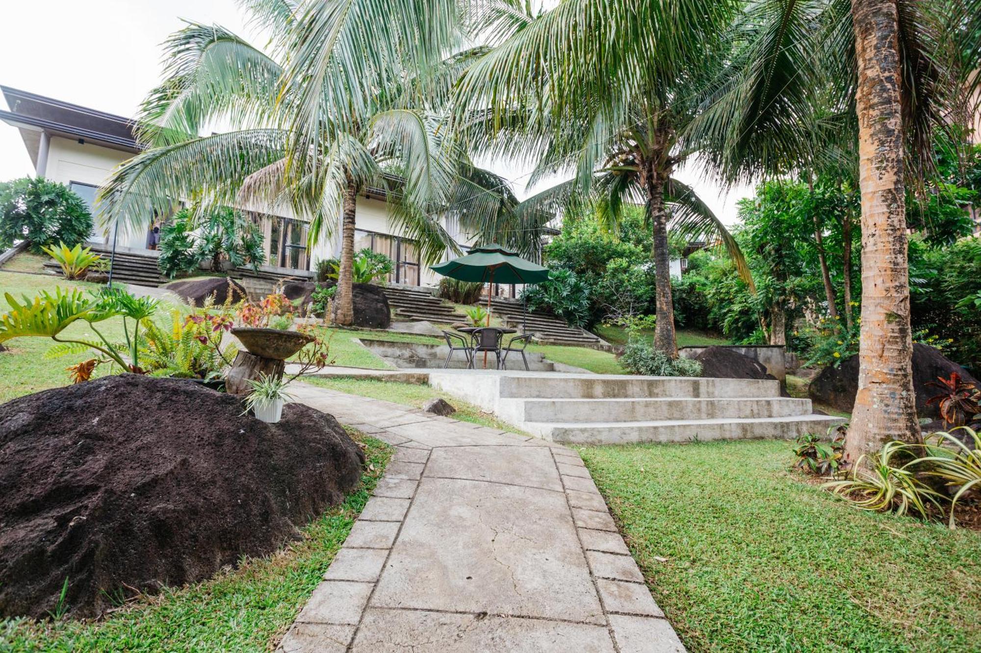 Spacio Caliraya Bed & Breakfast Lumban Ngoại thất bức ảnh