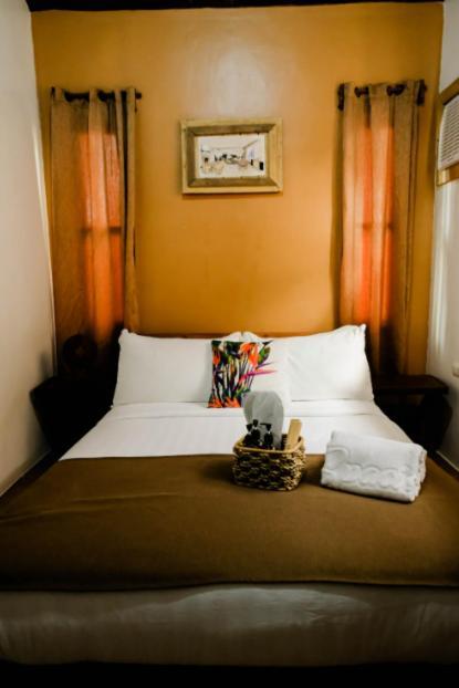 Spacio Caliraya Bed & Breakfast Lumban Ngoại thất bức ảnh