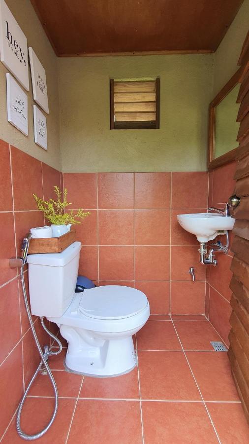 Spacio Caliraya Bed & Breakfast Lumban Ngoại thất bức ảnh